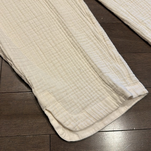 Cream gauzy beach capris from Stitch Fix XL Market and Spruce - Picture 2 of 7